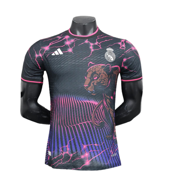 Camisa Real Madrid Edição Especial 2024/25 Jogador Adidas Masculino com Patch- Preta, Roxa e Rosa