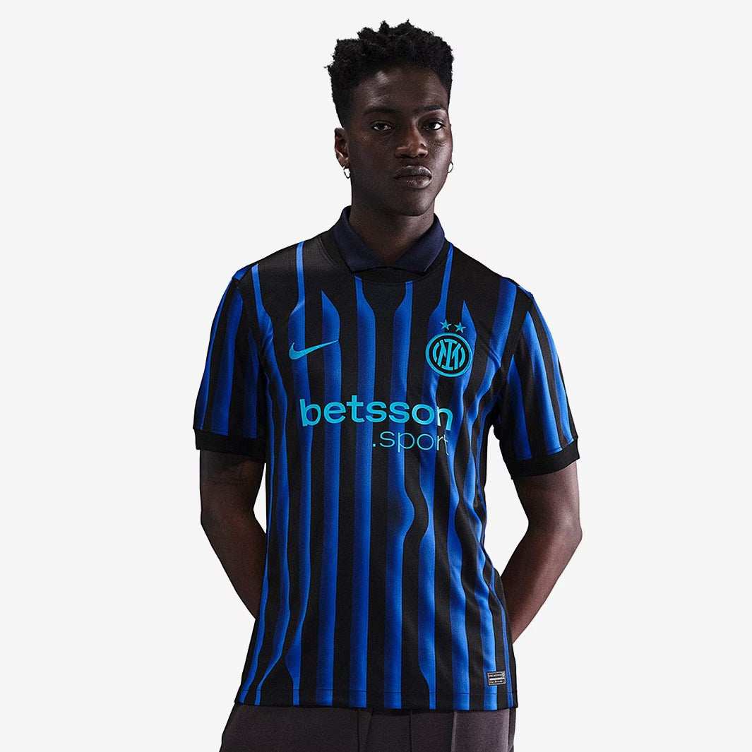 Camisa Nike Inter de Milão 2025/26 I Torcedor